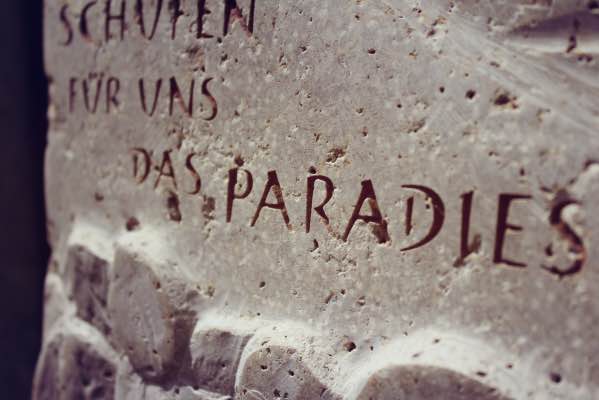 Inschrift Sandgestrahlt